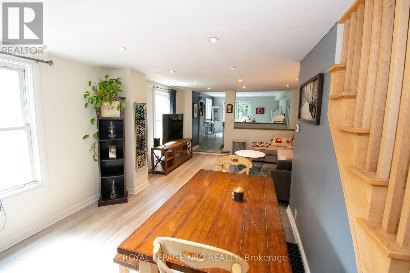 199 York Street, St. Catharines, Ontario  L2R 6G3 - Photo 8 - X13796692