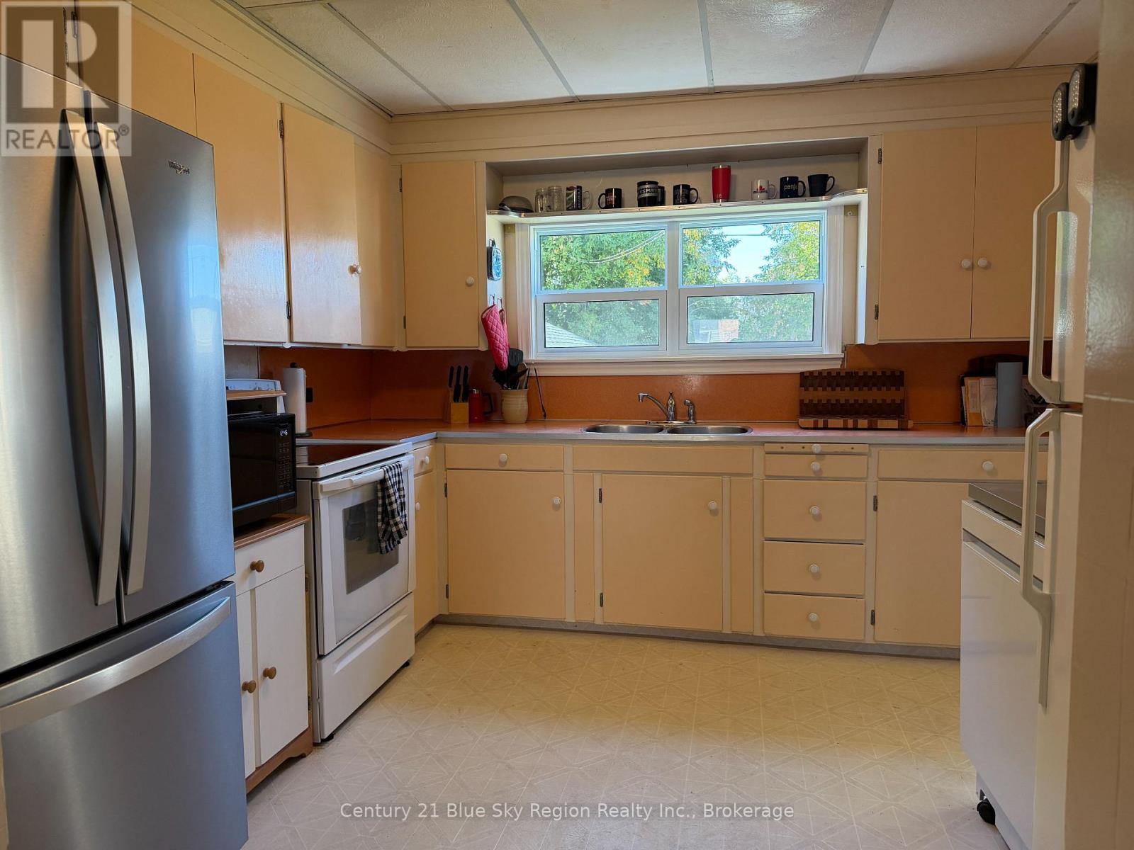 161 Fifth Avenue E, North Bay, Ontario  P1B 1N5 - Photo 4 - X13796546