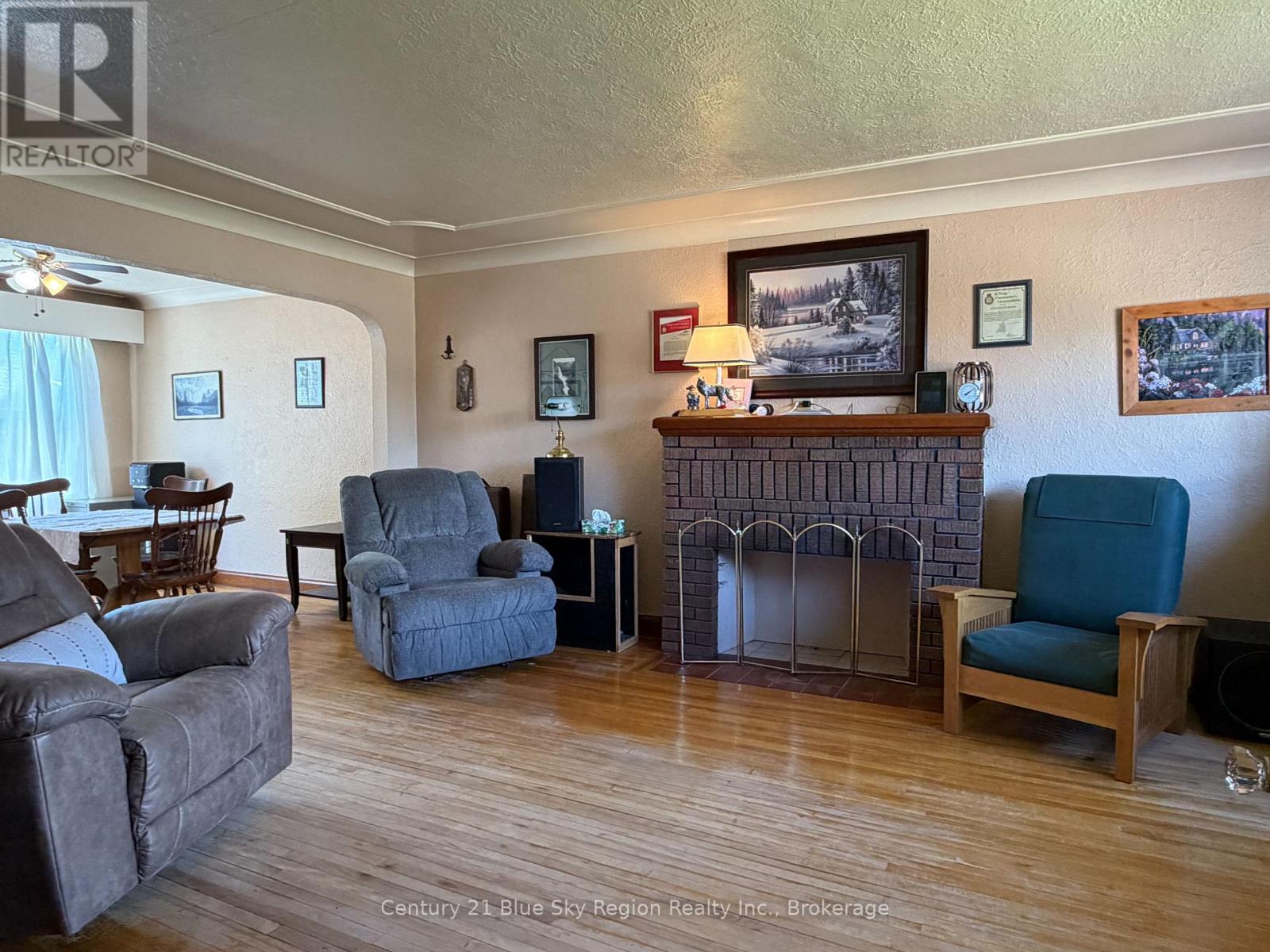 161 Fifth Avenue E, North Bay, Ontario  P1B 1N5 - Photo 7 - X13796546