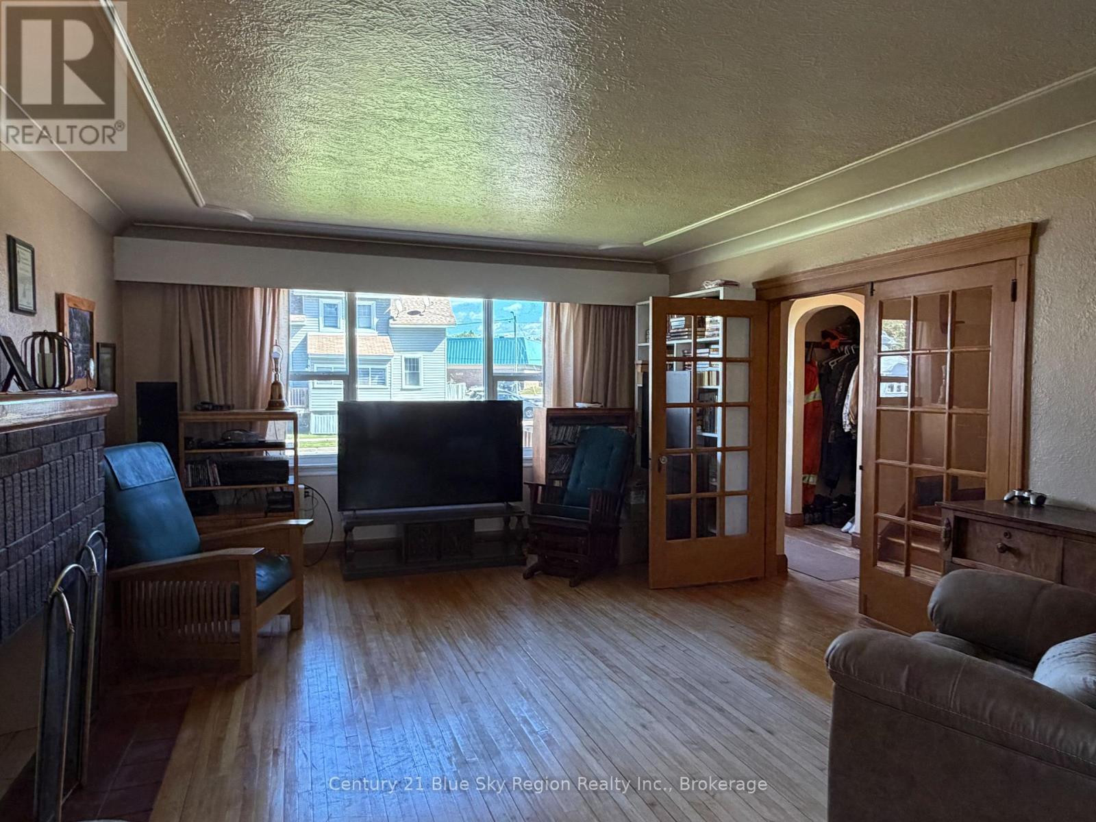 161 Fifth Avenue E, North Bay, Ontario  P1B 1N5 - Photo 8 - X13796546