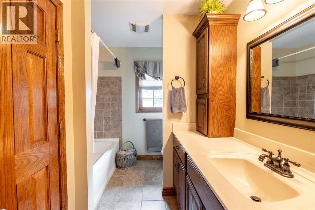 3079 St. Clair Parkway, Sombra, Ontario  N0P 2H0 - Photo 26 - 26022854
