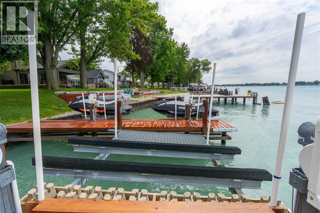 3079 St. Clair Parkway, Sombra, Ontario  N0P 2H0 - Photo 43 - 26022854