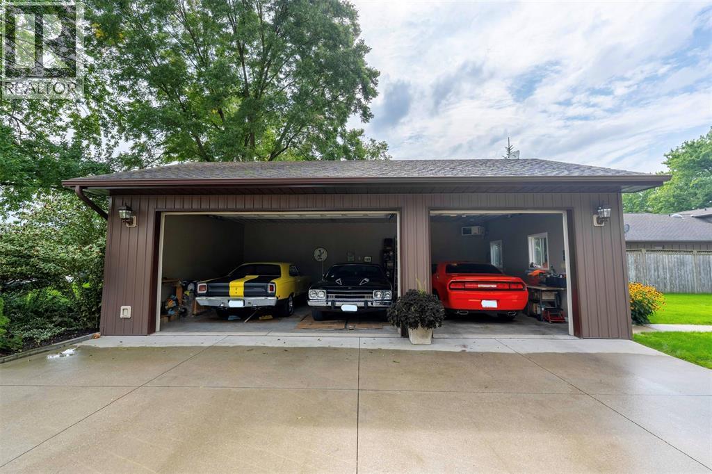 3079 St. Clair Parkway, Sombra, Ontario  N0P 2H0 - Photo 46 - 26022854