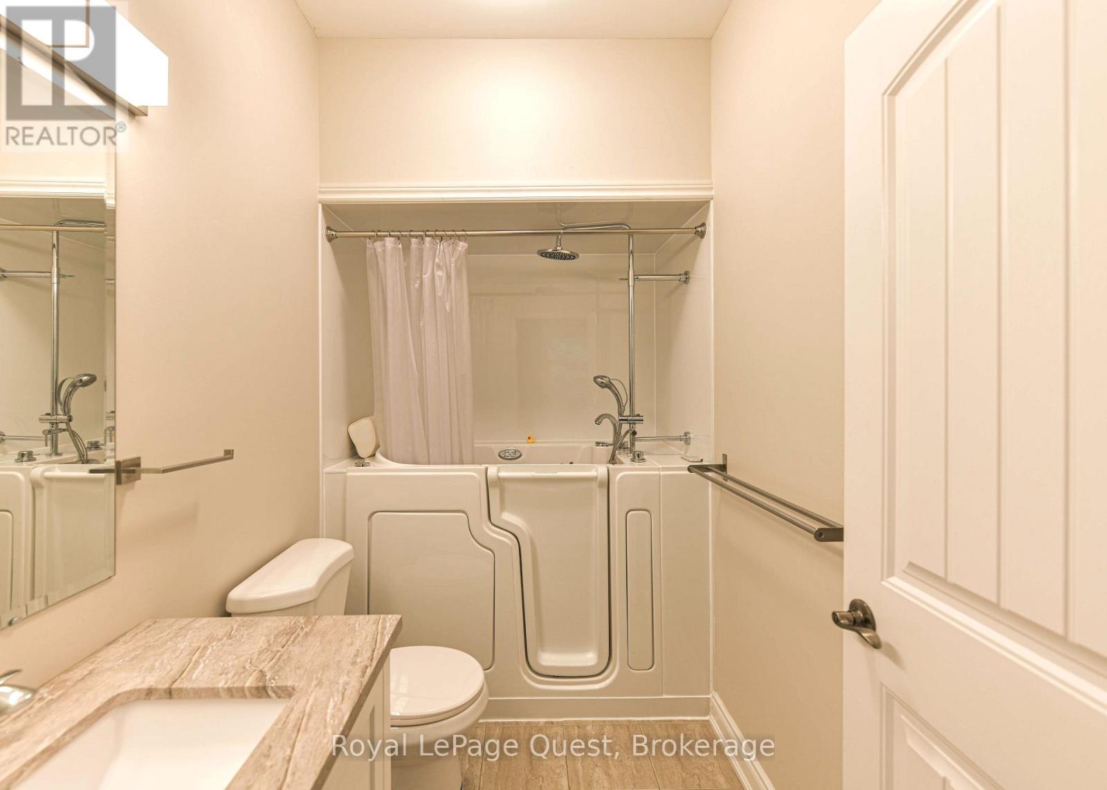 37 Riverwalk Drive, Severn (Coldwater), Ontario  L0K 1E0 - Photo 19 - S13796382