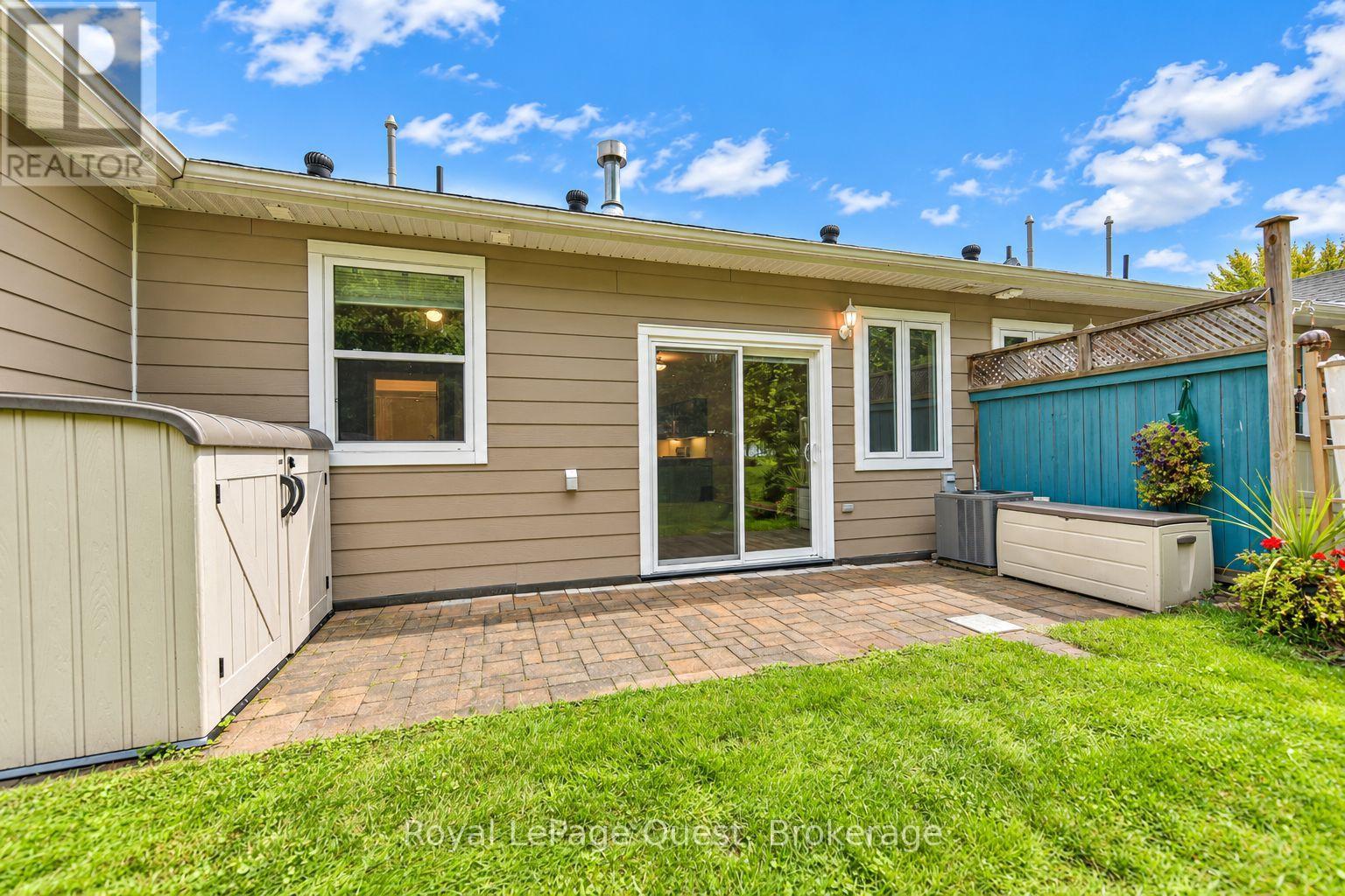 37 Riverwalk Drive, Severn (Coldwater), Ontario  L0K 1E0 - Photo 24 - S13796382