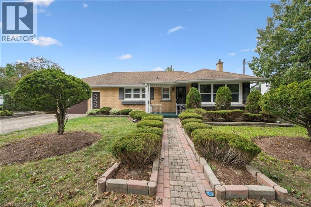 7 Admiral Road