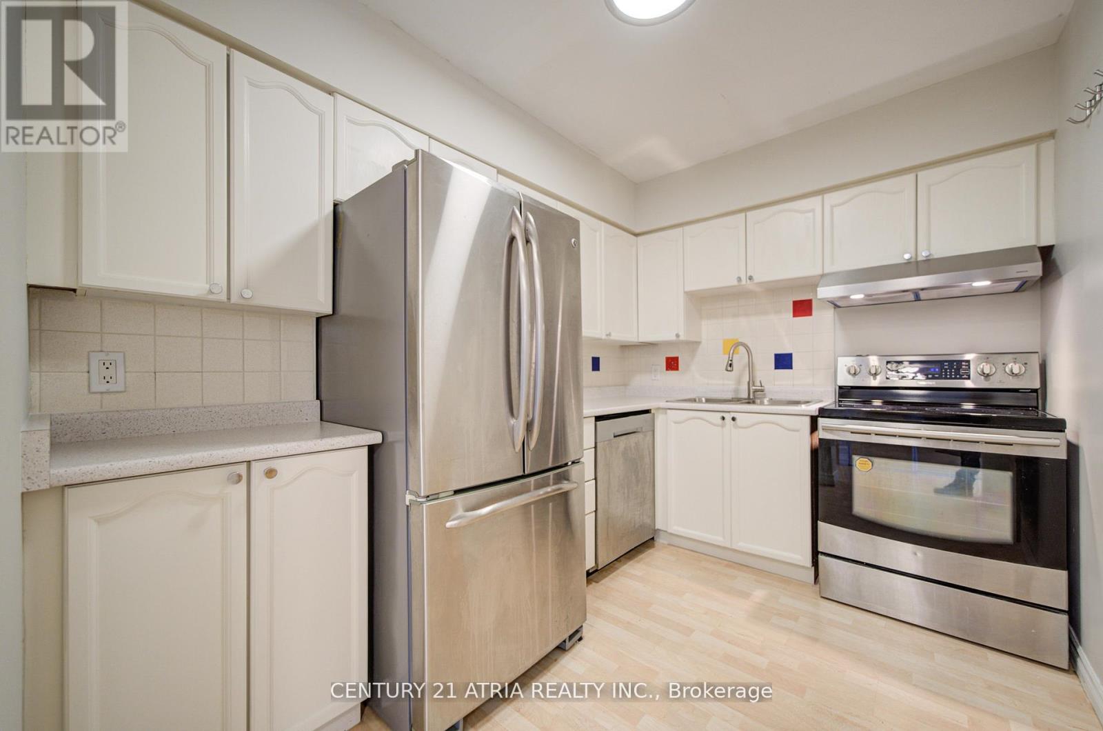 310 - 897 Sheppard Avenue W, Toronto, Ontario  M3H 2T4 - Photo 8 - C13796356