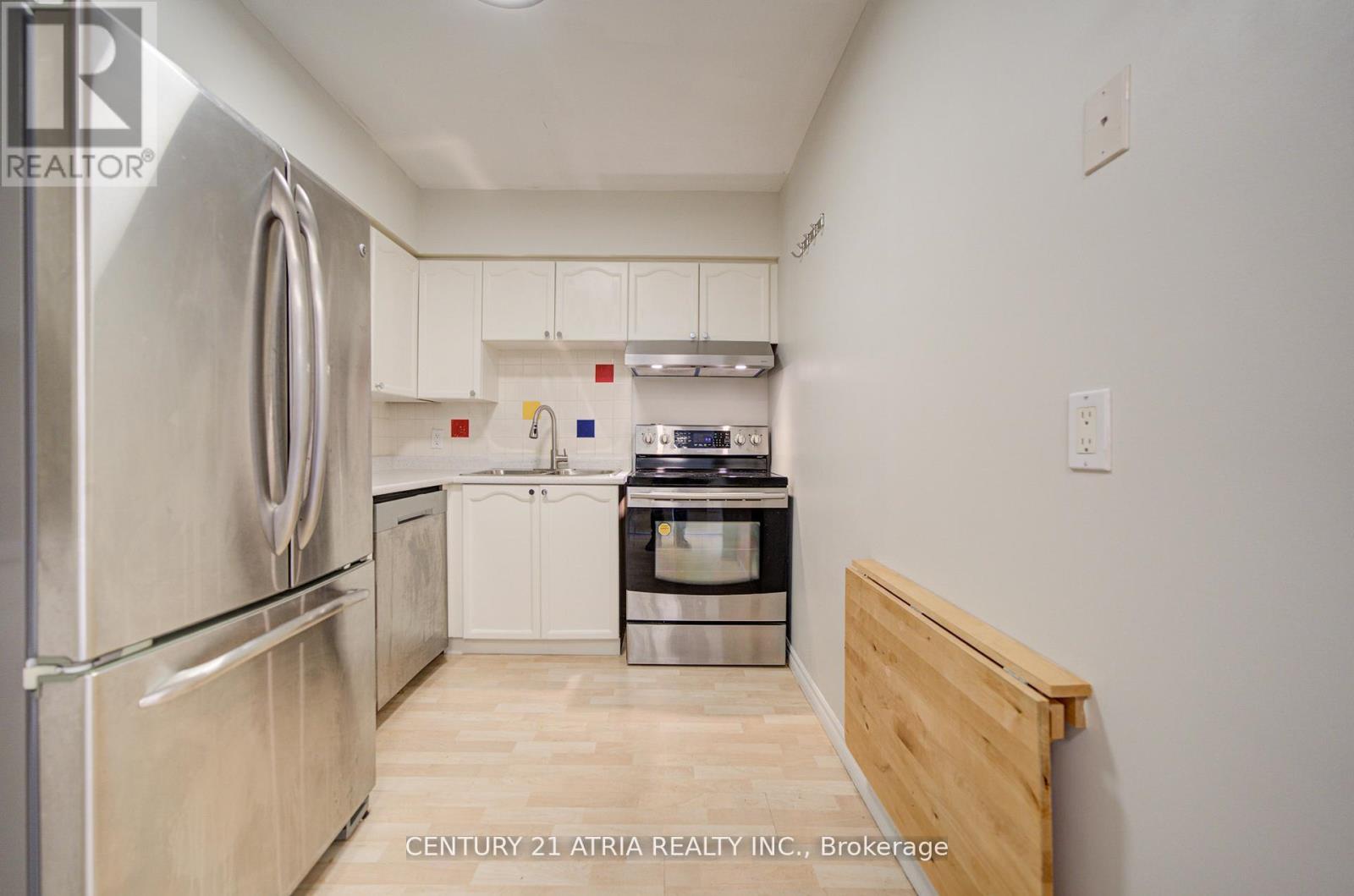 310 - 897 Sheppard Avenue W, Toronto, Ontario  M3H 2T4 - Photo 9 - C13796356