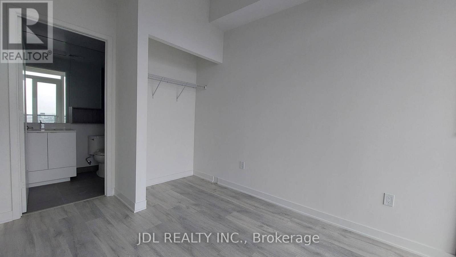 1704 E - 70 Princess Street, Toronto, Ontario  M5A 0X6 - Photo 3 - C13796418