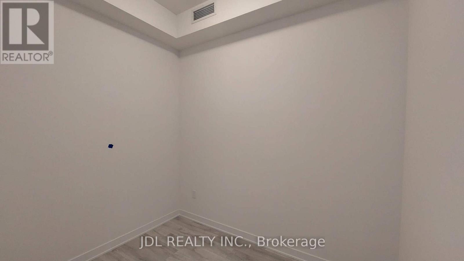1704 E - 70 Princess Street, Toronto, Ontario  M5A 0X6 - Photo 4 - C13796418