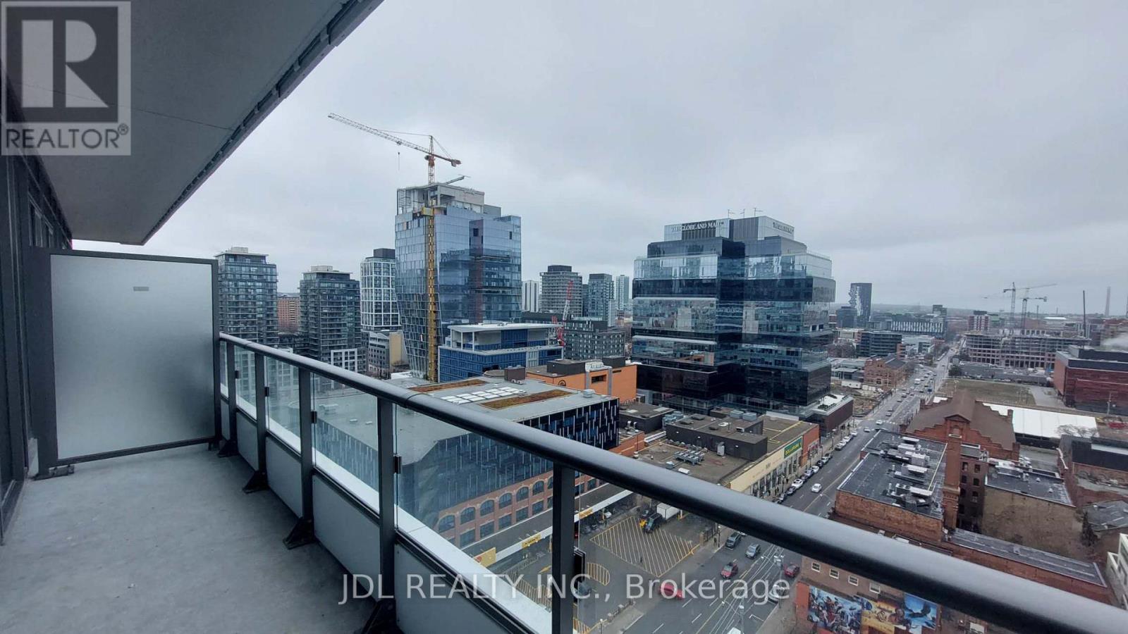 1704 E - 70 Princess Street, Toronto, Ontario  M5A 0X6 - Photo 8 - C13796418