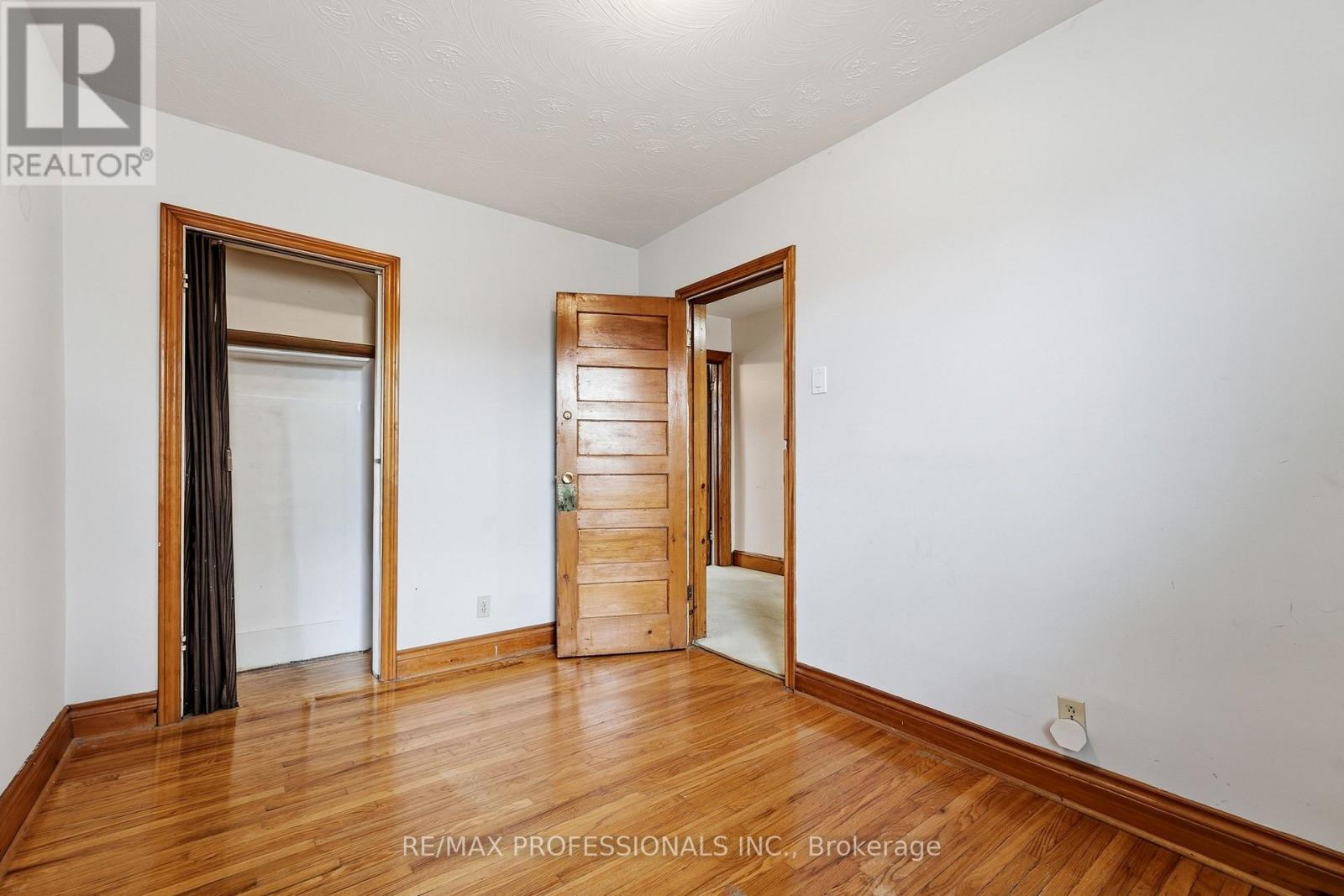 227 Montrose Avenue, Toronto, Ontario  M6G 3G6 - Photo 27 - C13796430