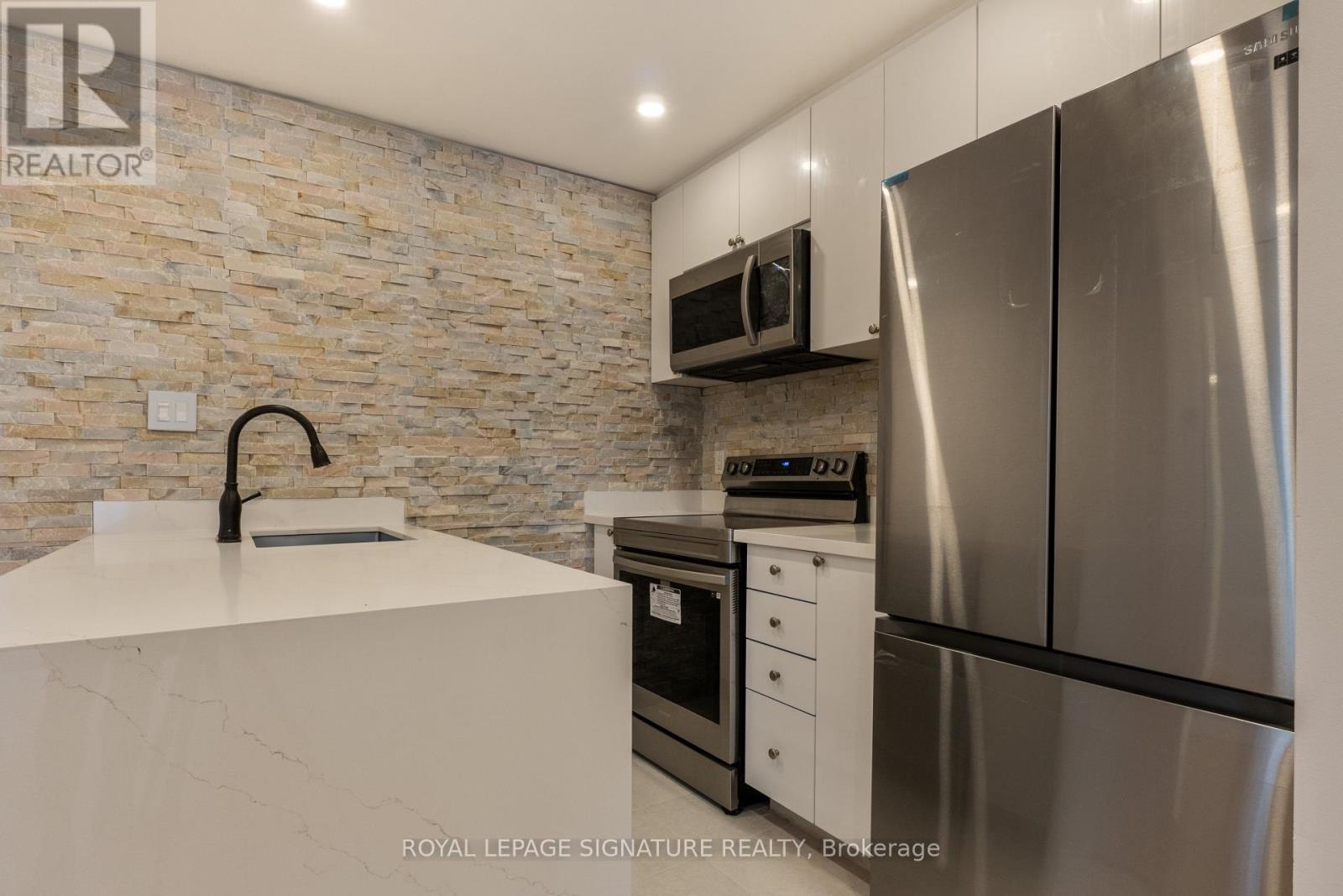 8 - 11 Niagara Street, Toronto, Ontario  M5V 3N9 - Photo 8 - C13796456