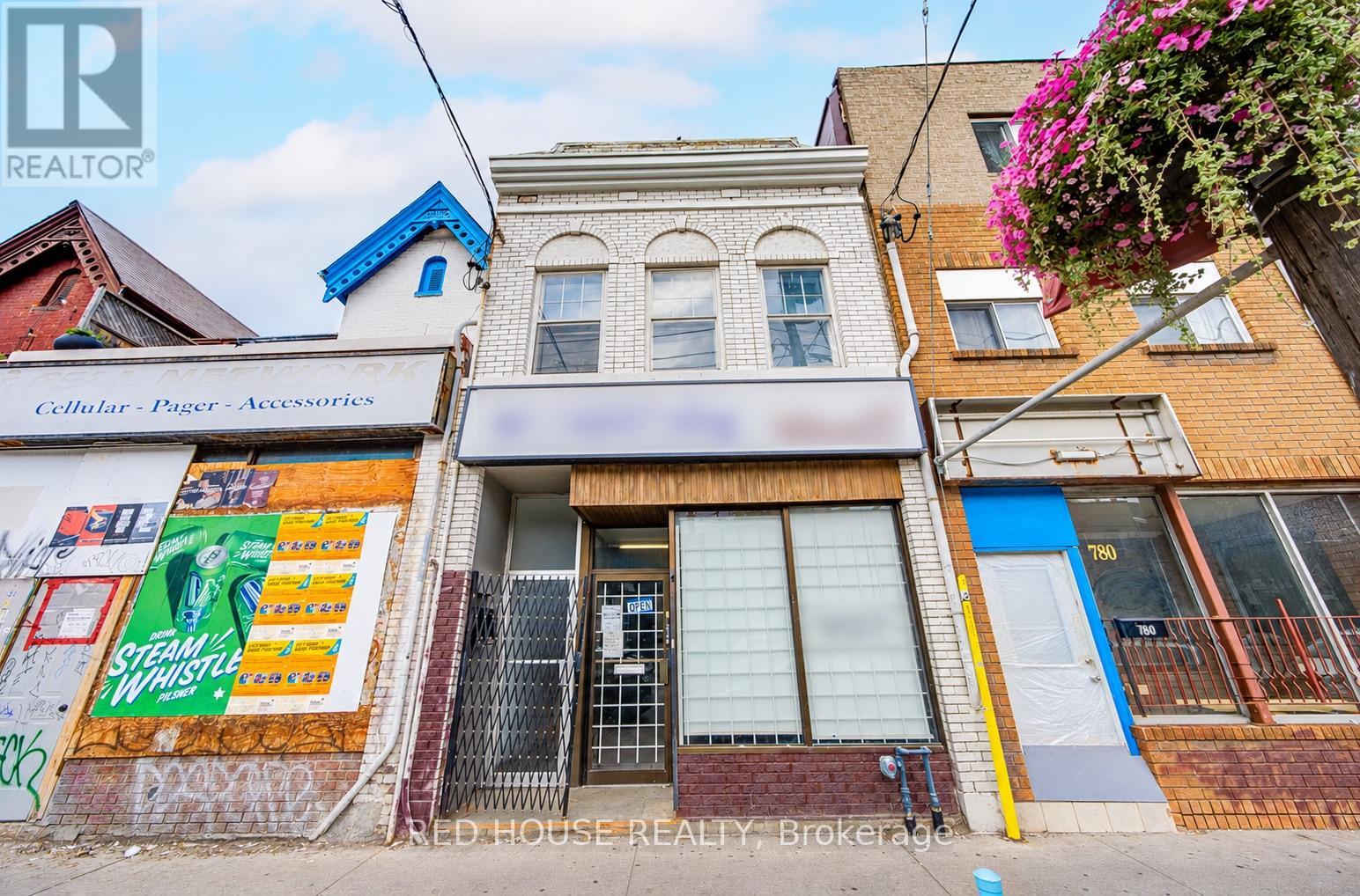 782 Dundas Street W, Toronto, Ontario  M6J 1V1 - Photo 1 - C13796616
