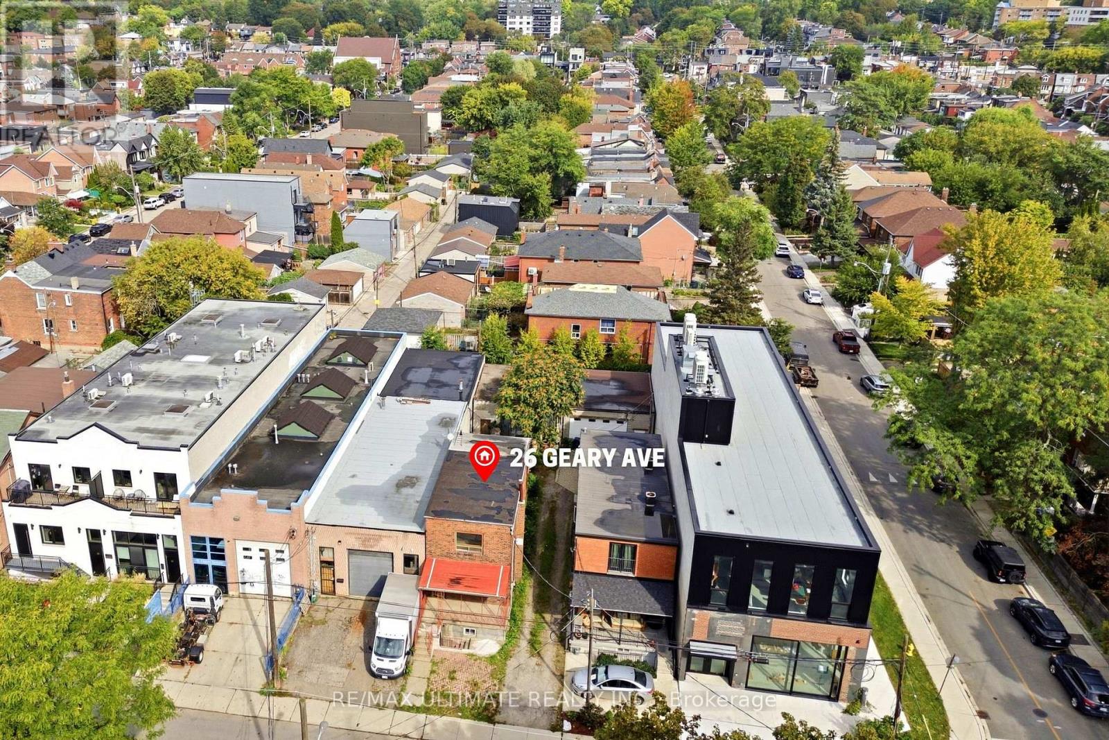 26 Geary Avenue, Toronto, Ontario  M6H 2B4 - Photo 3 - C13796666