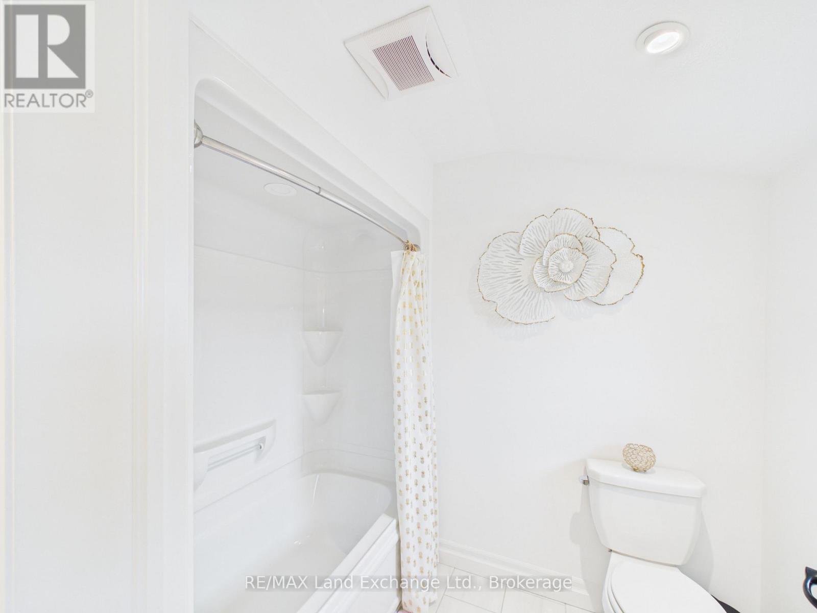 342 Westwood Drive, Brockton, Ontario  N0G 2V0 - Photo 33 - X13796574