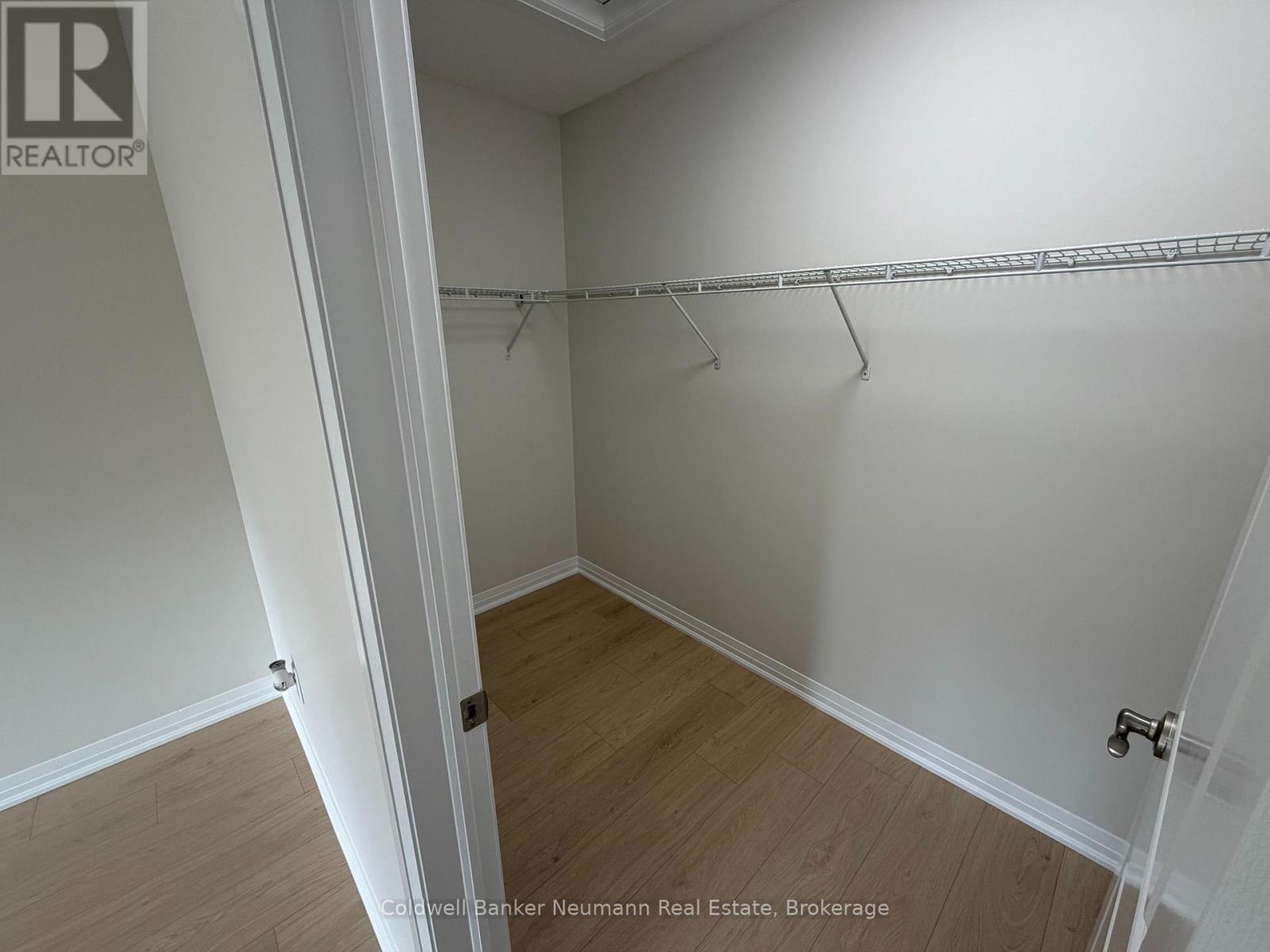 157 South Creek Drive, Kitchener, Ontario  N2P 2N3 - Photo 14 - X13796634