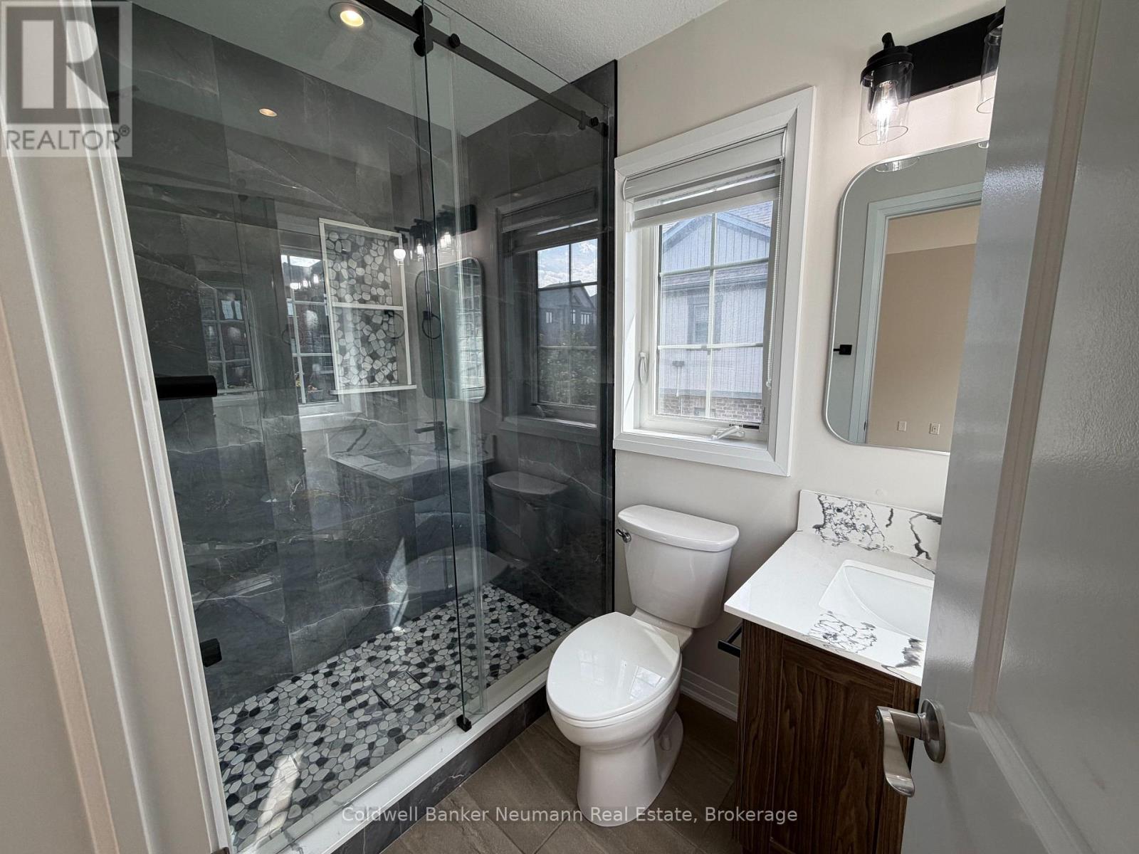 157 South Creek Drive, Kitchener, Ontario  N2P 2N3 - Photo 15 - X13796634