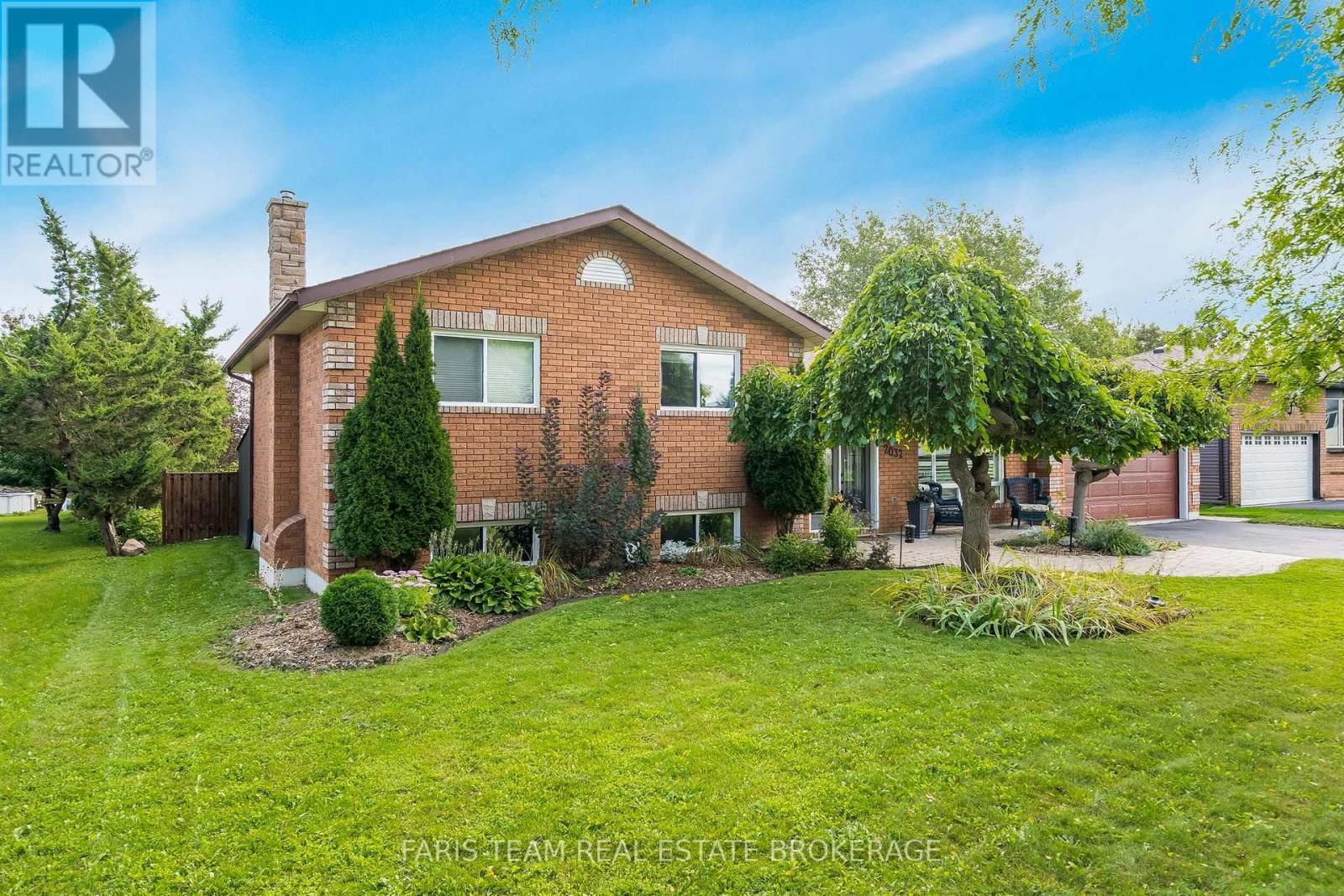 2032 Chantler Street, Innisfil, Ontario  L9S 1B5 - Photo 3 - N13719184