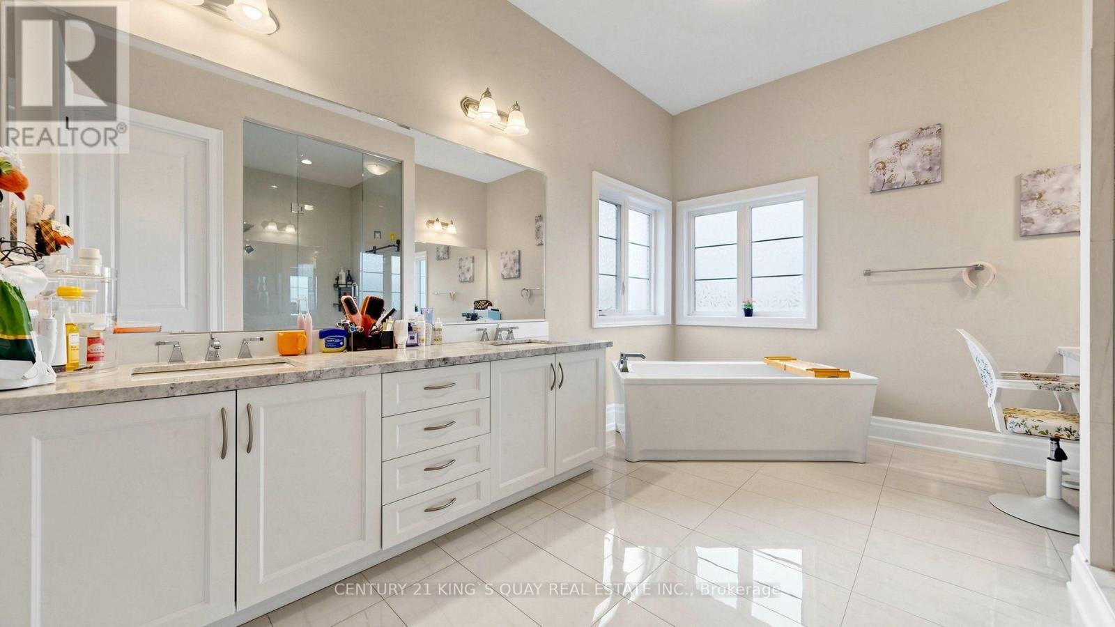 3 Sir Henry Court, King, Ontario  L7B 0P5 - Photo 24 - N13796052