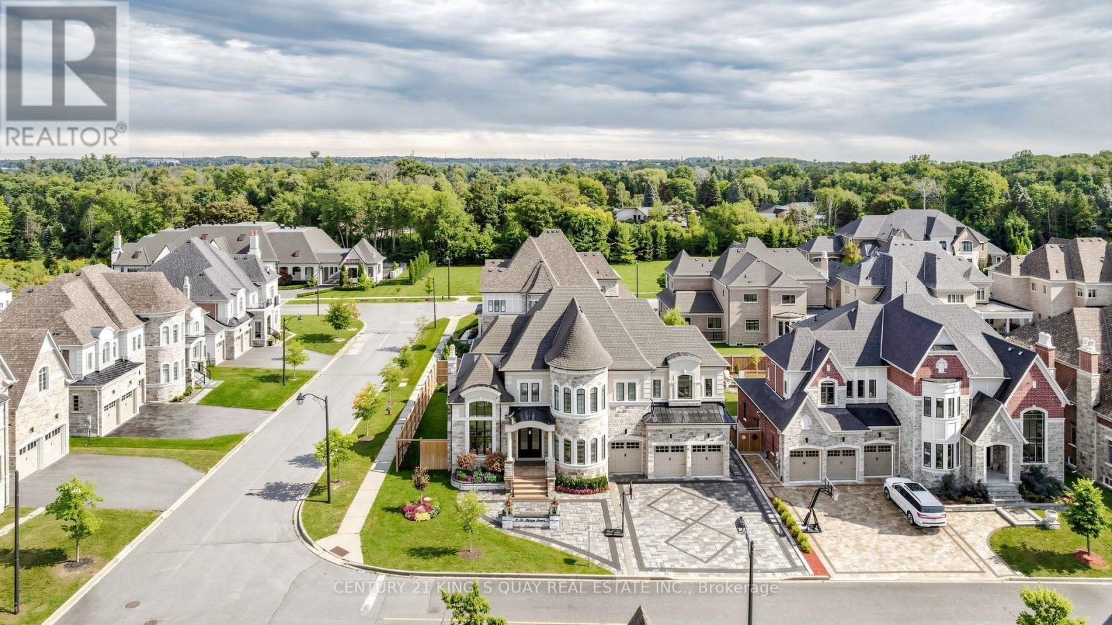 3 Sir Henry Court, King, Ontario  L7B 0P5 - Photo 2 - N13796052