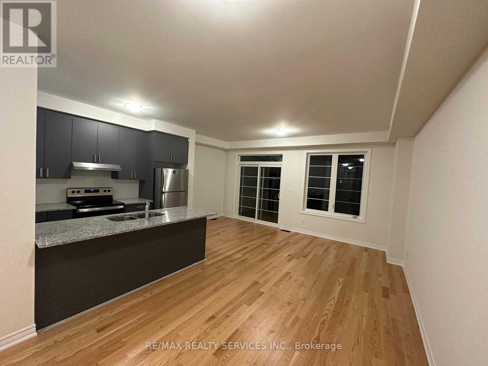 91 Air Dancer Crescent, Oshawa (Windfields), Ontario  L1L 0V3 - Photo 9 - E13796522