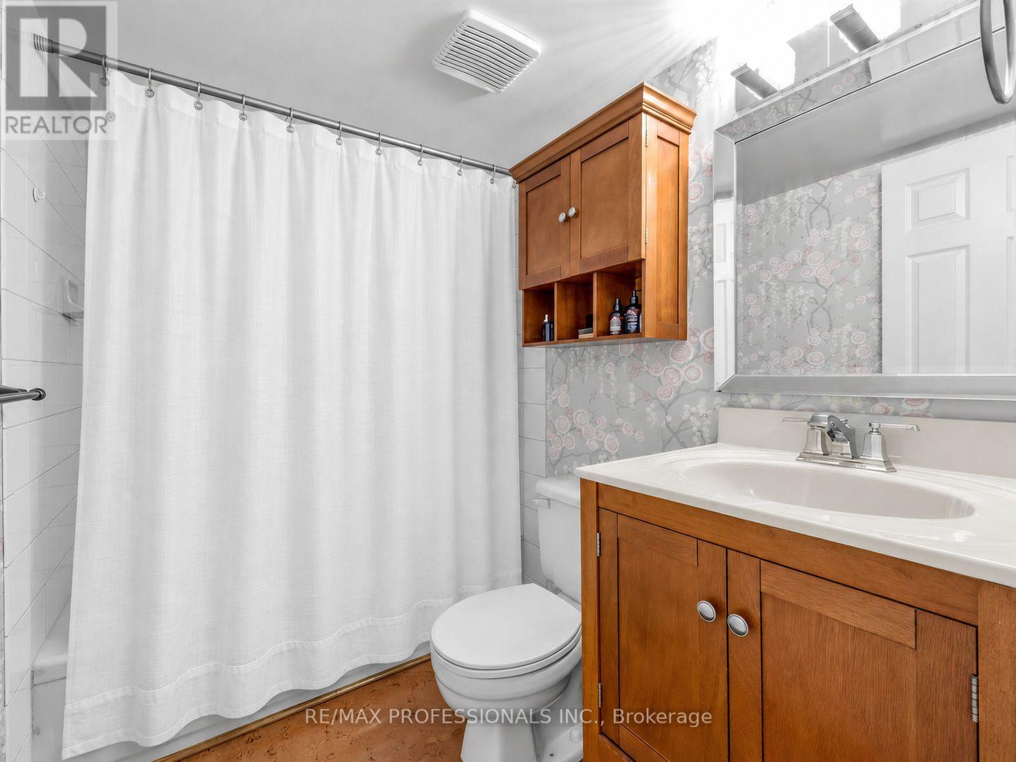 1025 Moorelands Crescent, Pickering, Ontario  L1W 3K3 - Photo 30 - E13796678