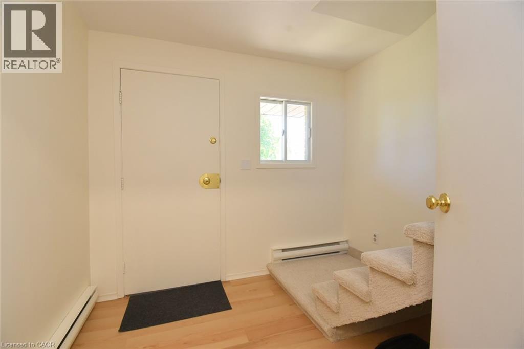 39 Chester Road, Stoney Creek, Ontario  L8E 1X8 - Photo 21 - 40862439