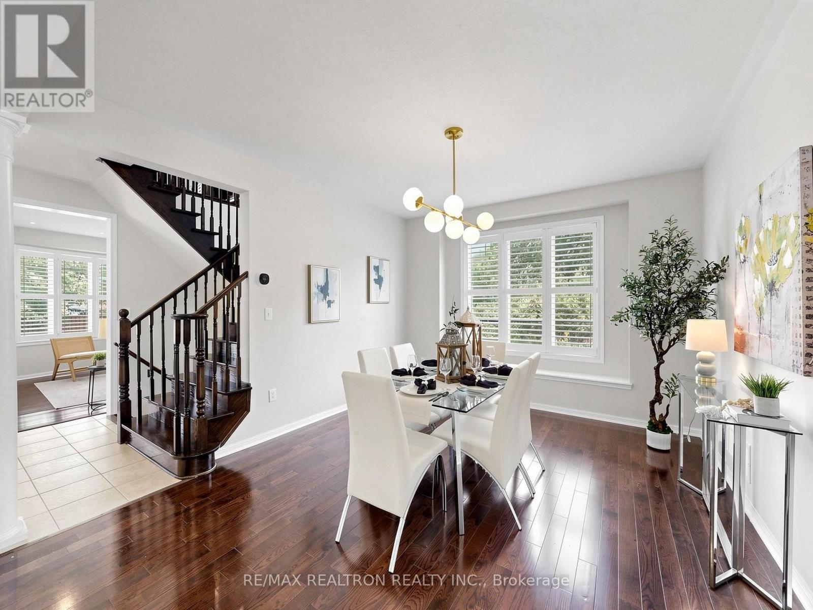 92 Clausfarm Lane, Whitchurch-Stouffville, Ontario  L4A 0M1 - Photo 10 - N13796344