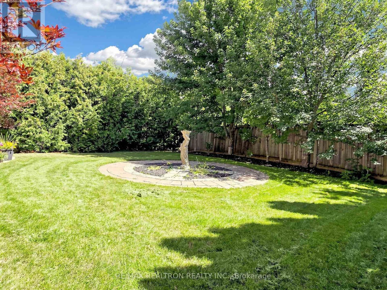 92 Clausfarm Lane, Whitchurch-Stouffville, Ontario  L4A 0M1 - Photo 49 - N13796344