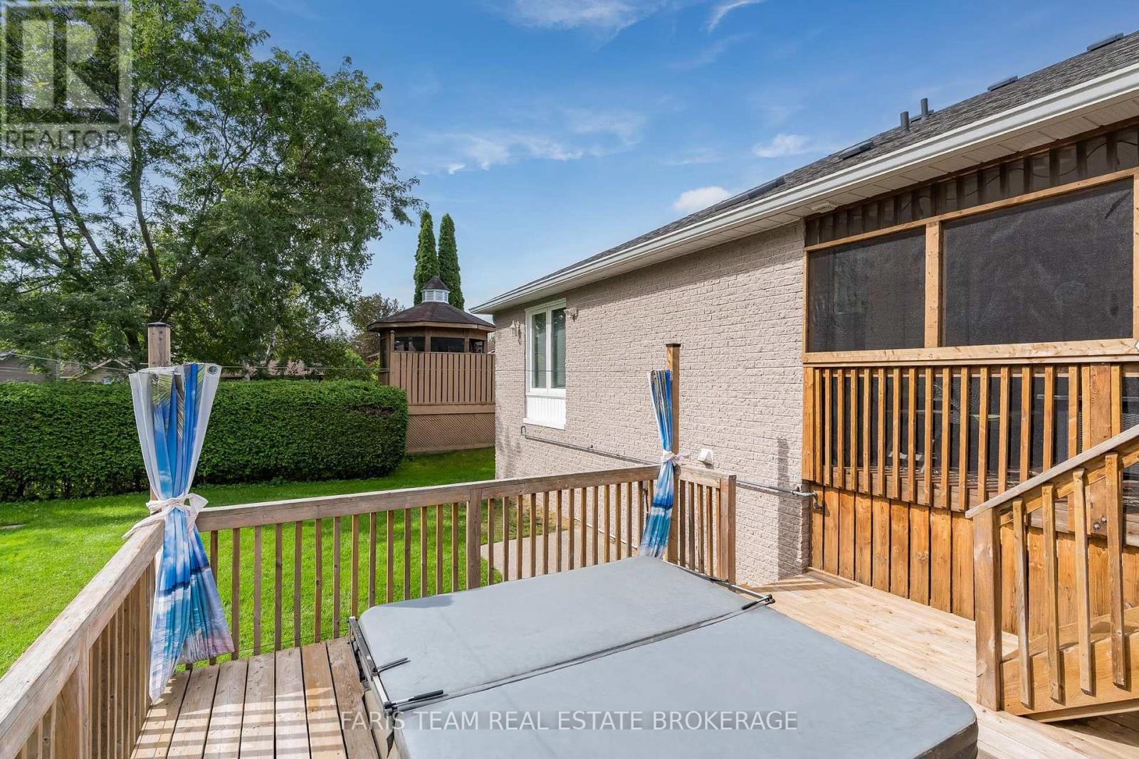 1033 Cameron Street, Innisfil, Ontario  L0L 1C0 - Photo 39 - N13796552