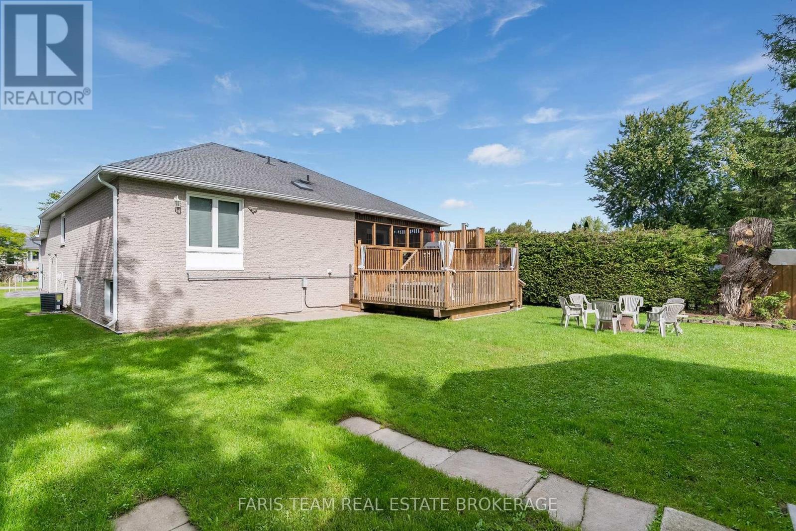 1033 Cameron Street, Innisfil, Ontario  L0L 1C0 - Photo 40 - N13796552