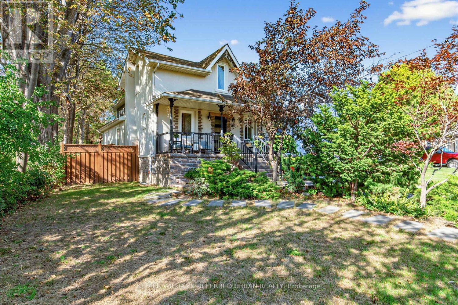 12 Railway Street, Vaughan, Ontario  L6A 1P6 - Photo 2 - N13796644