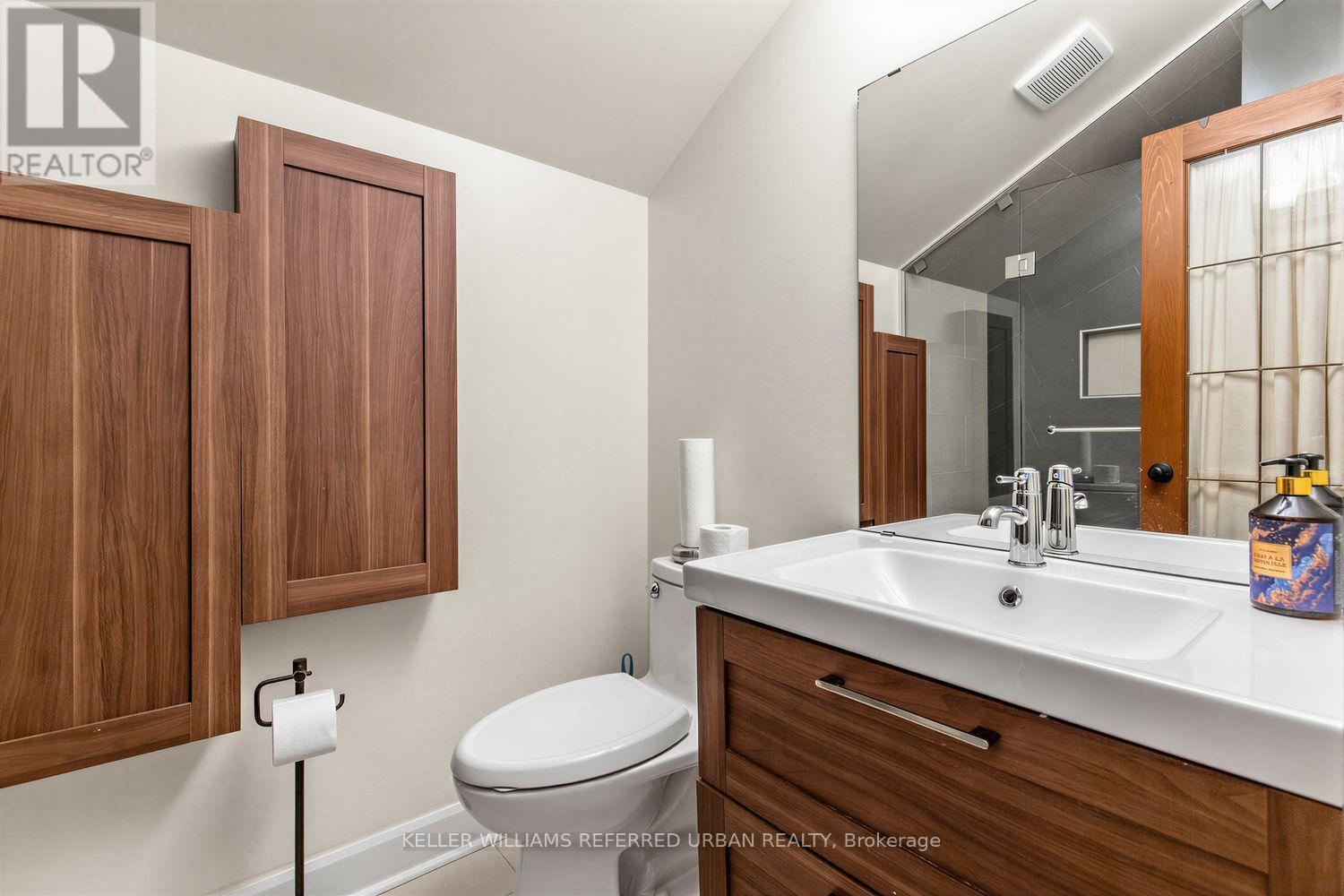 12 Railway Street, Vaughan, Ontario  L6A 1P6 - Photo 27 - N13796644