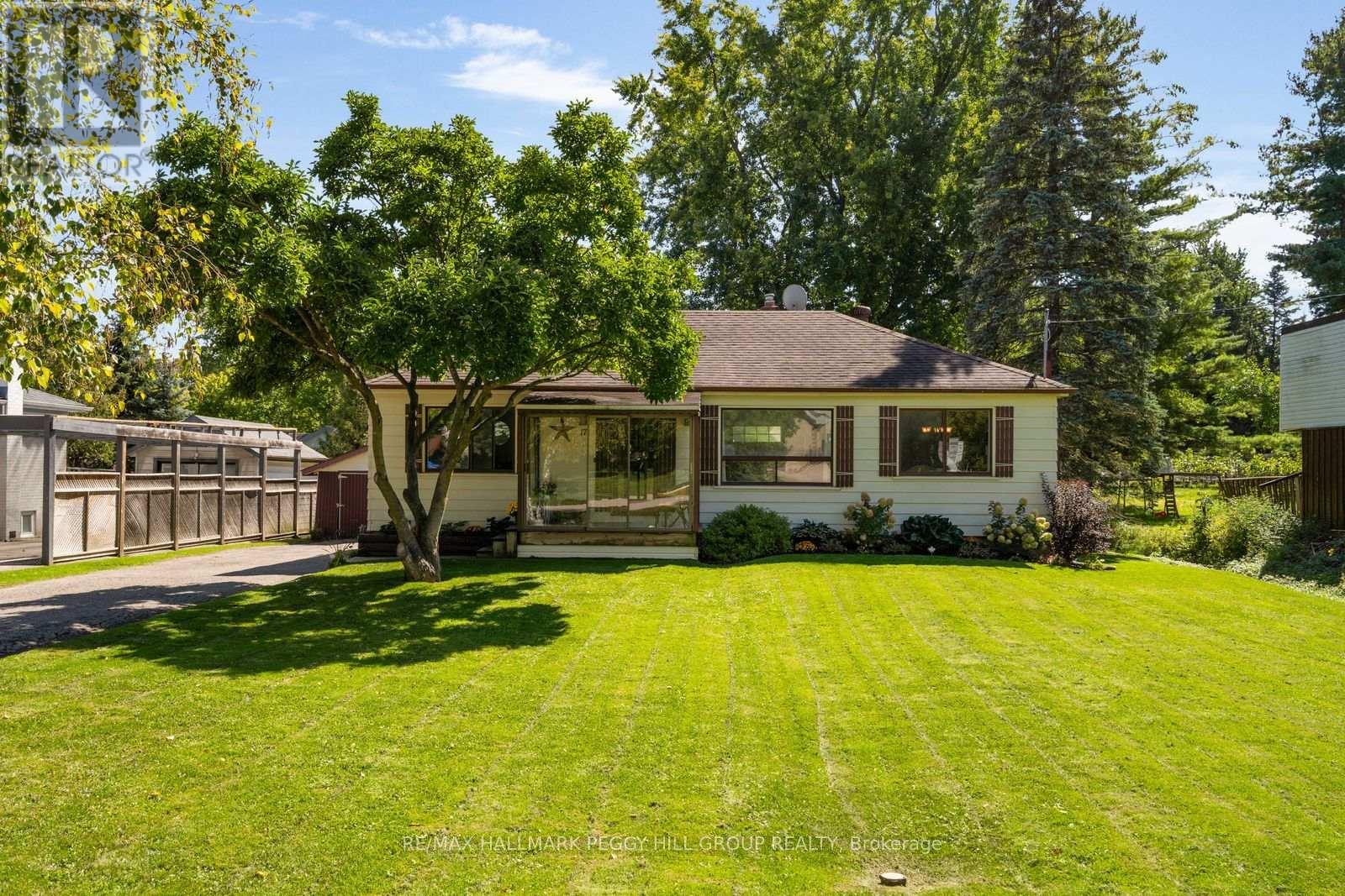 17 FARIS AVENUE, King, Ontario