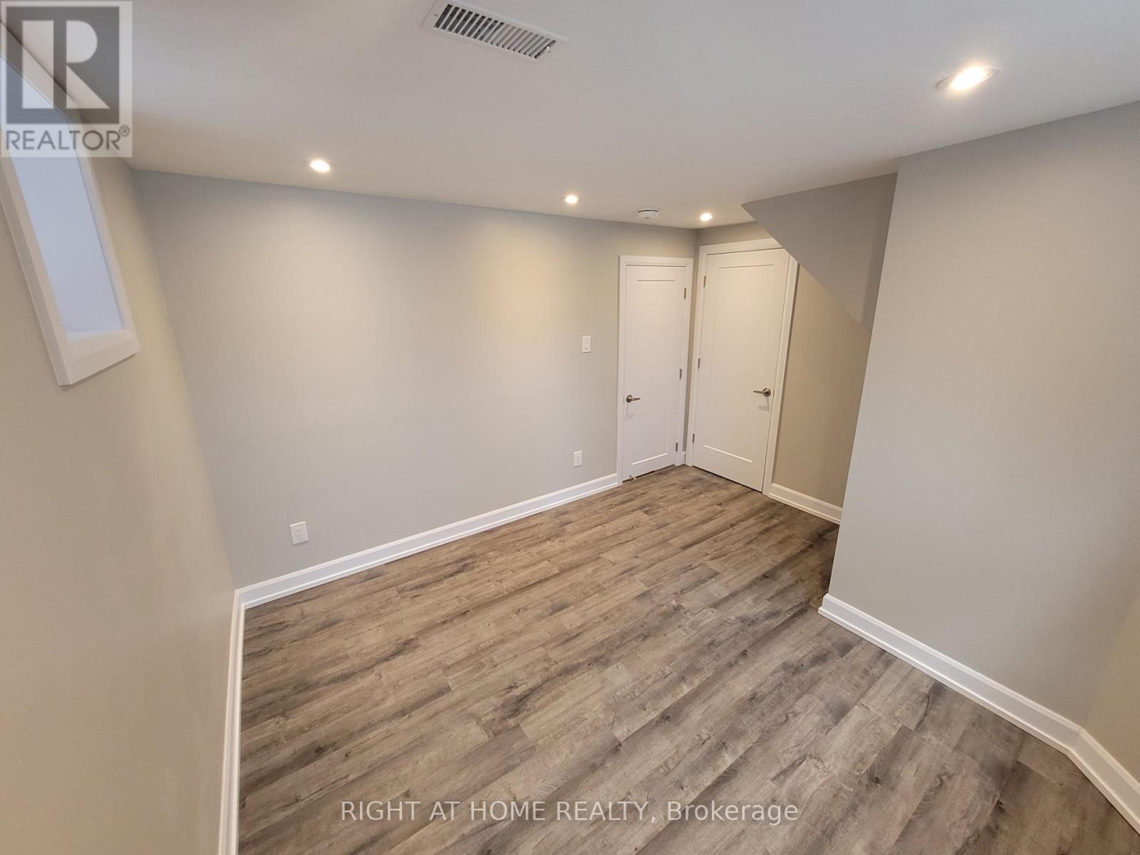 Lower - 205 Cardinal Street, Barrie (Cundles East), Ontario  L4M 6G8 - Photo 13 - S13796360