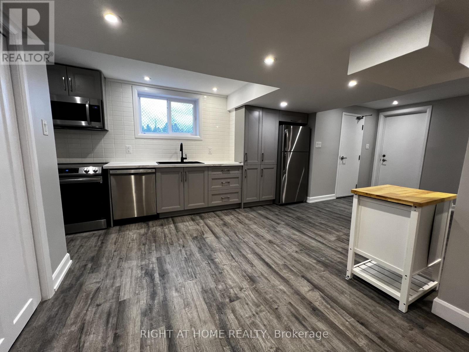 Lower - 205 Cardinal Street, Barrie (Cundles East), Ontario  L4M 6G8 - Photo 8 - S13796360