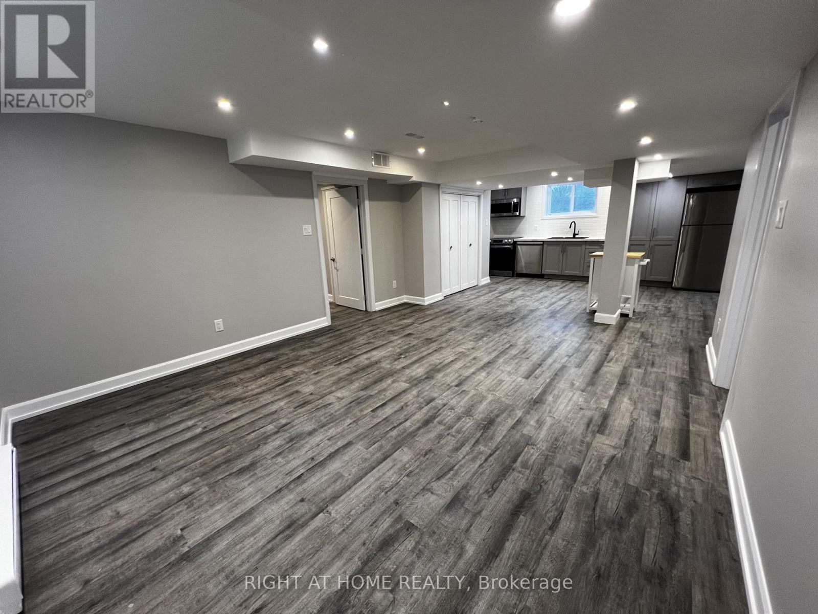 Lower - 205 Cardinal Street, Barrie (Cundles East), Ontario  L4M 6G8 - Photo 9 - S13796360