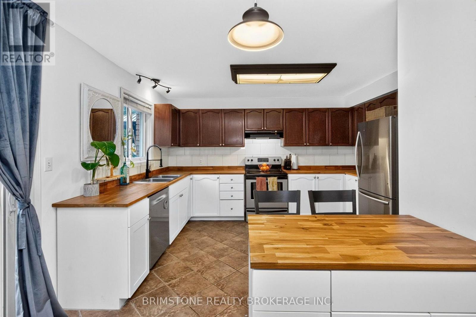 32 Wessenger Drive, Barrie (Holly), Ontario  L4N 8R3 - Photo 12 - S13796468