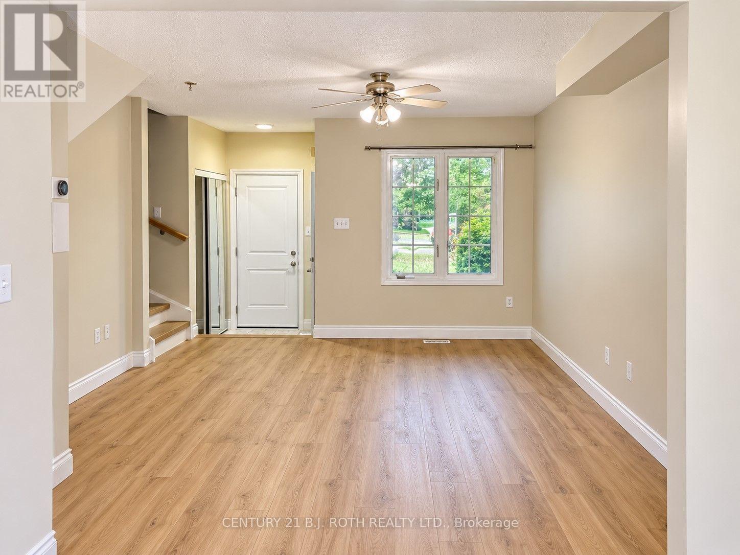 397 Ferndale Drive S, Barrie, Ontario  L4N 0M1 - Photo 3 - S13796502