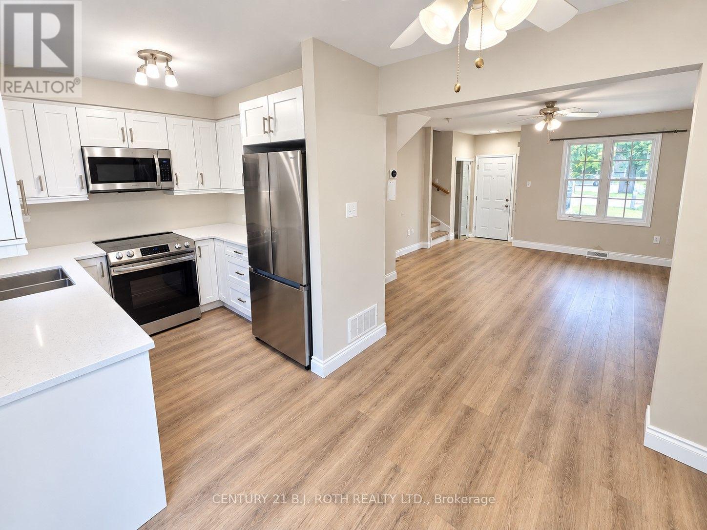 397 Ferndale Drive S, Barrie, Ontario  L4N 0M1 - Photo 7 - S13796502