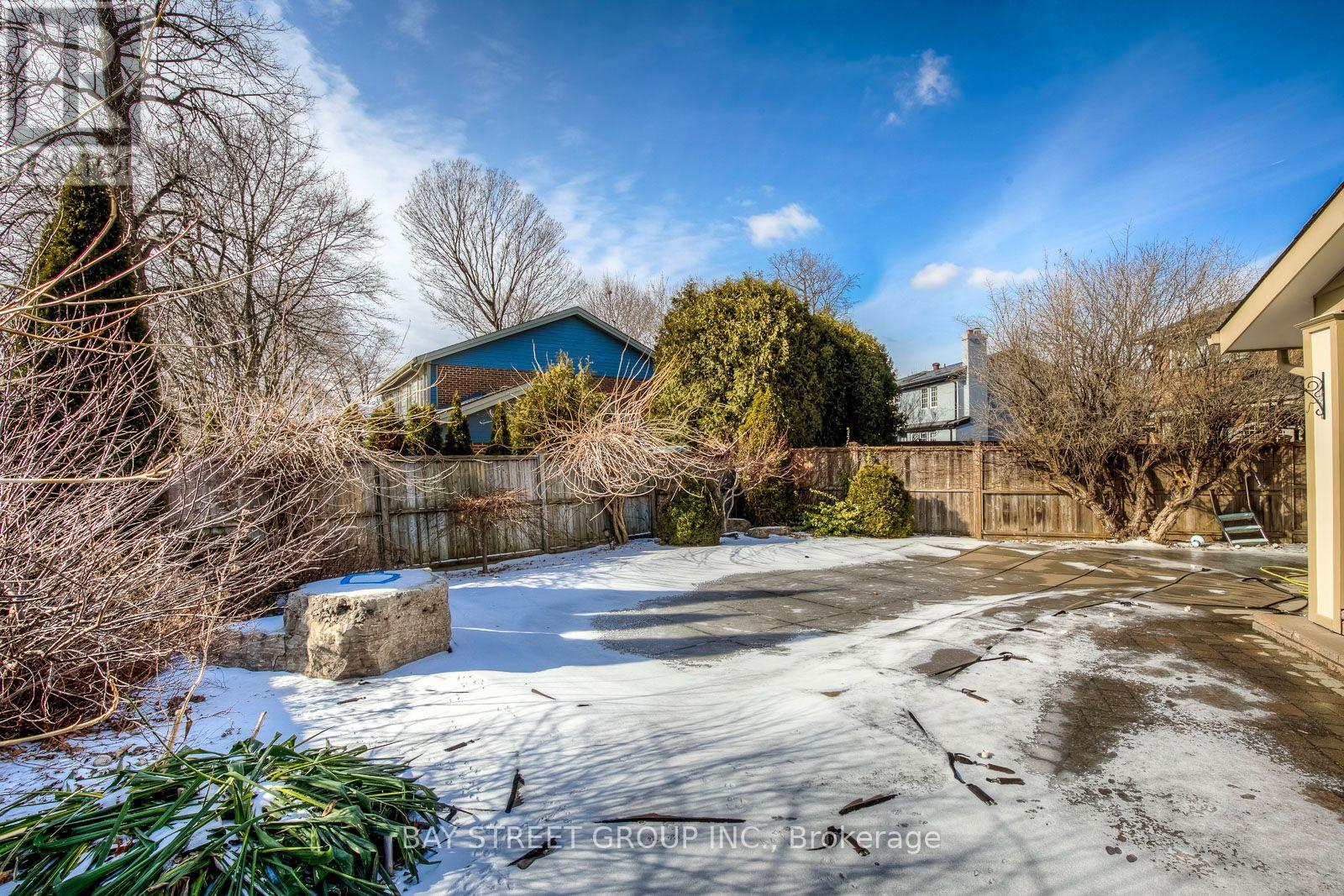 485 Carlton Drive, Oakville, Ontario  L6J 5X2 - Photo 34 - W13796280