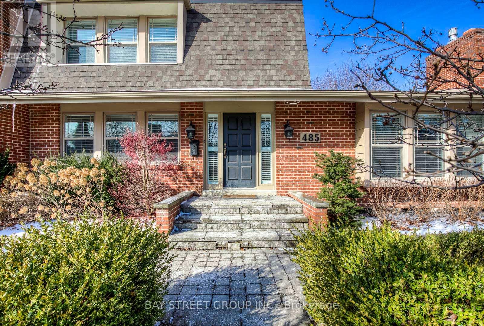 485 Carlton Drive, Oakville, Ontario  L6J 5X2 - Photo 4 - W13796280