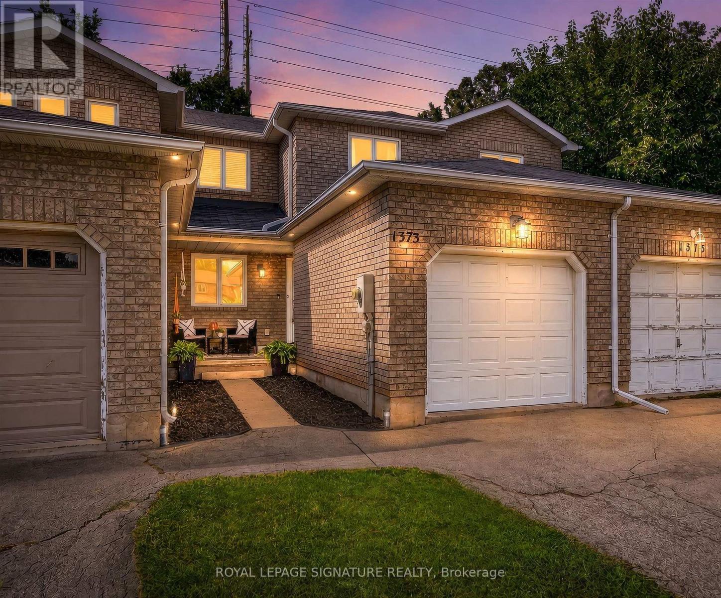 1373 TREELAND STREET, Burlington, Ontario