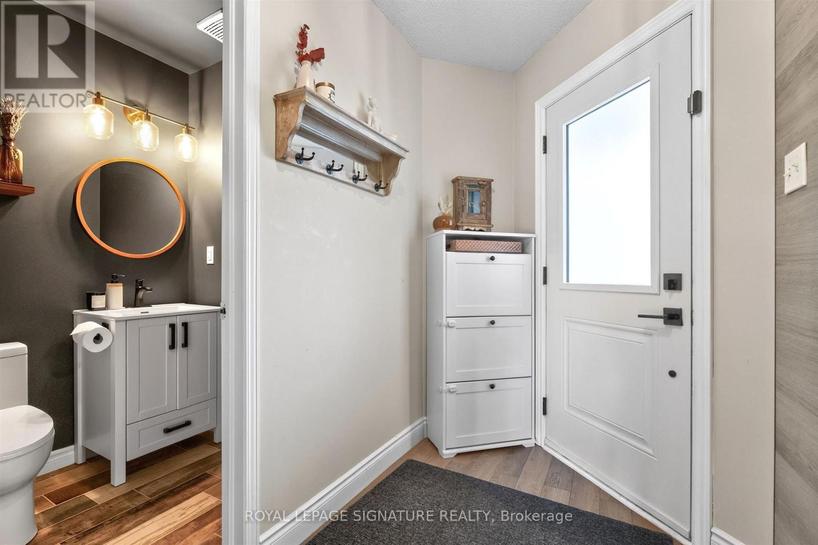 1373 Treeland Street, Burlington, Ontario  L7R 4P4 - Photo 17 - W13796310
