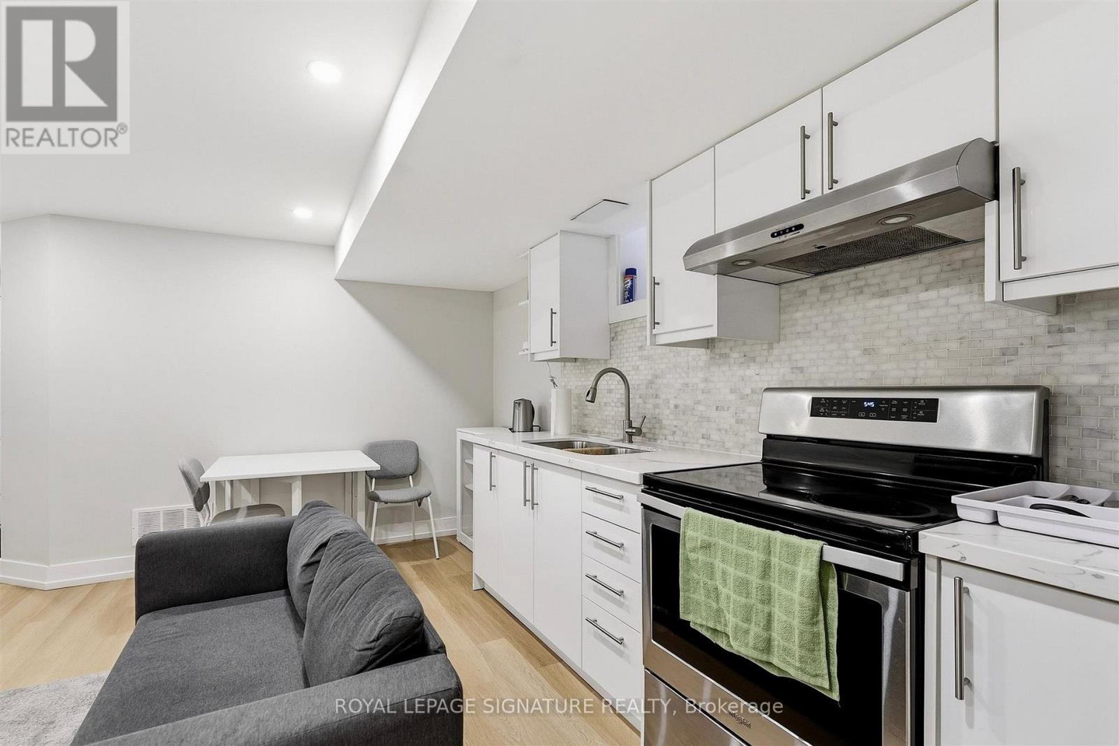 Bsmt - 1945 Davenport Road, Toronto, Ontario  M6N 1C3 - Photo 7 - W13796348