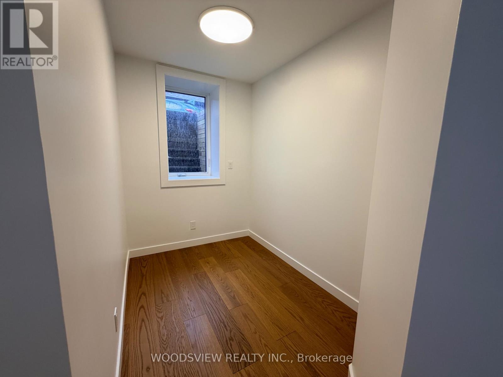 Lower - 152 Medland Street, Toronto, Ontario  M6P 2N5 - Photo 14 - W13796438