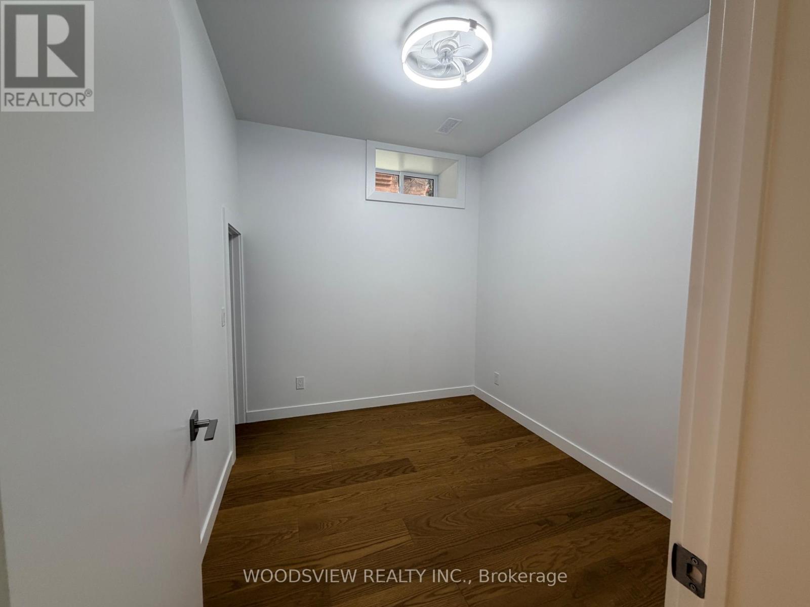 Lower - 152 Medland Street, Toronto, Ontario  M6P 2N5 - Photo 17 - W13796438