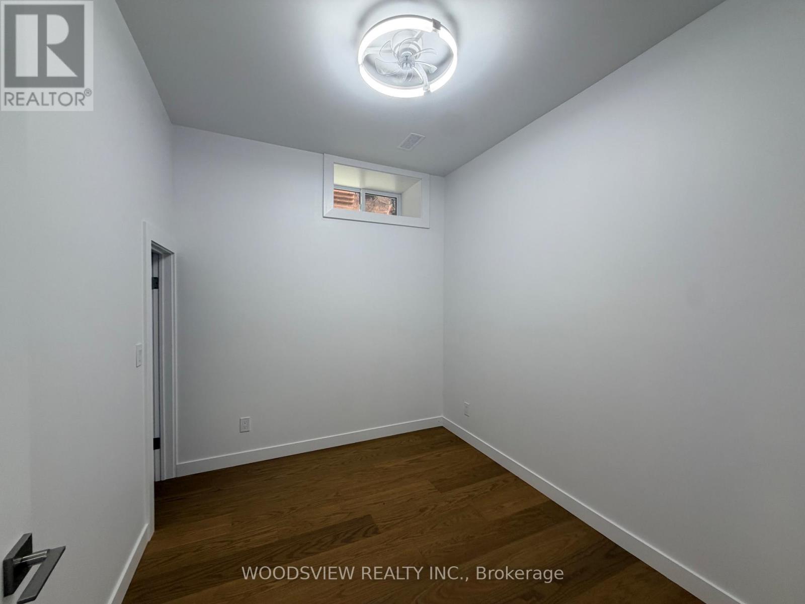 Lower - 152 Medland Street, Toronto, Ontario  M6P 2N5 - Photo 18 - W13796438