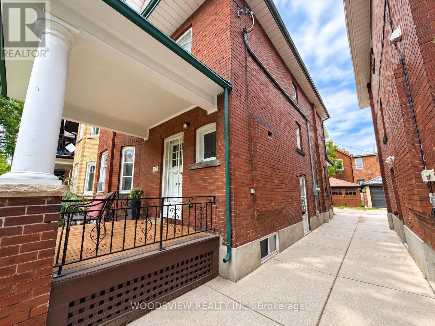Lower - 152 Medland Street, Toronto, Ontario  M6P 2N5 - Photo 2 - W13796438